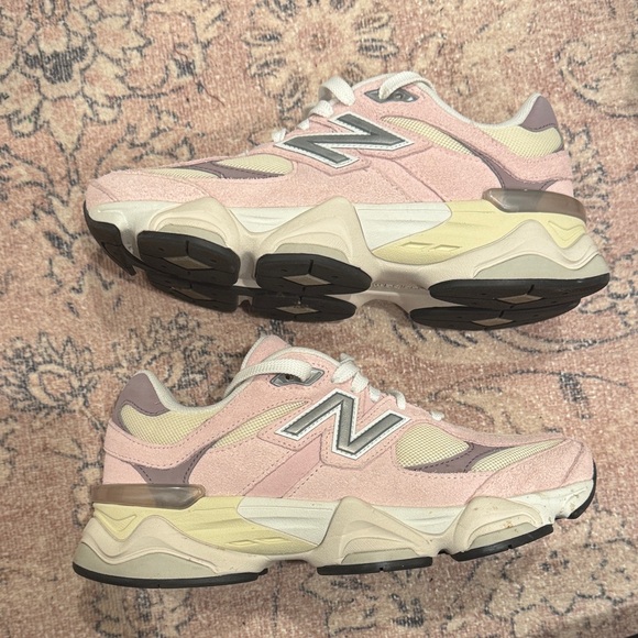 New Balance Pink and Cream Sneakers - Picture 3 of 6